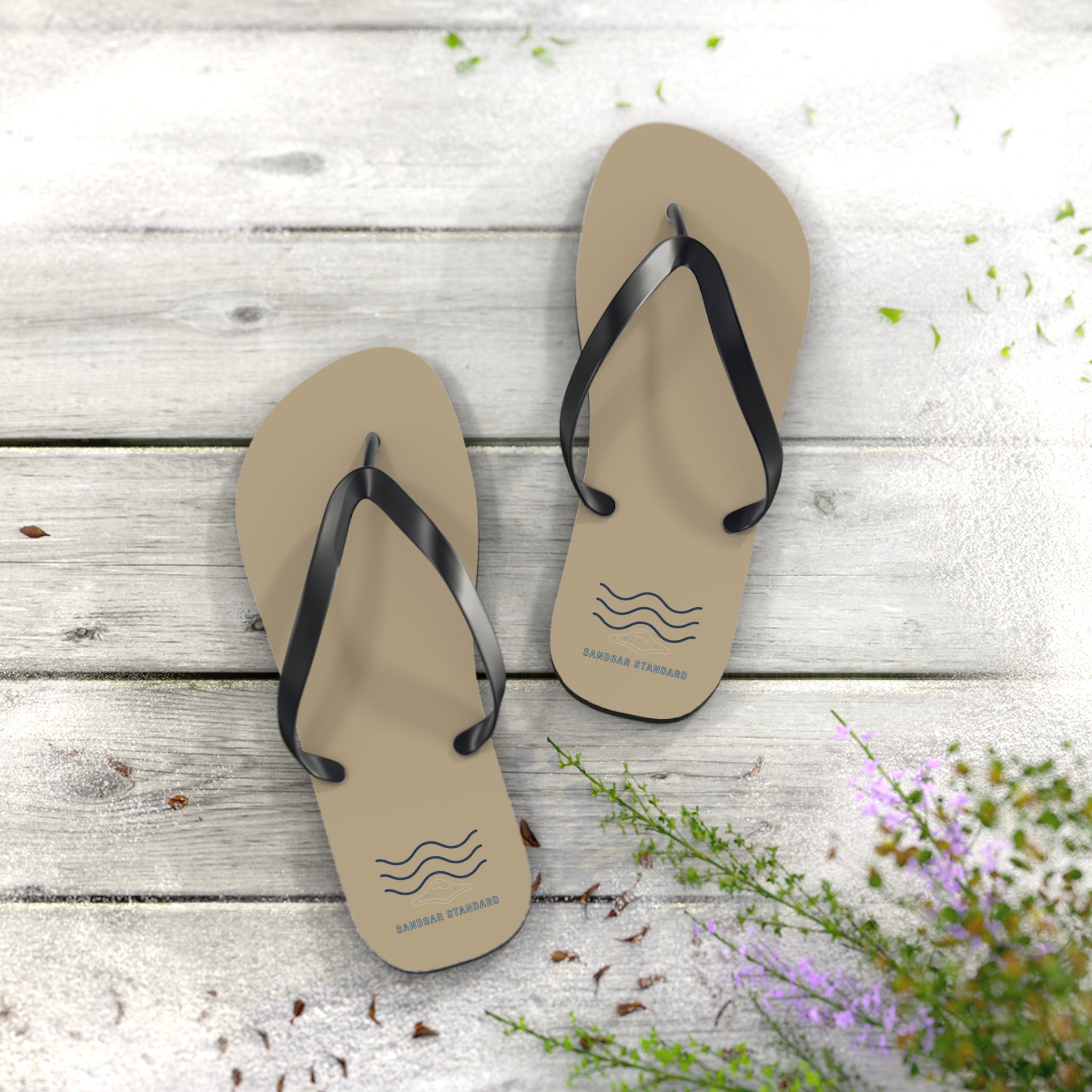 Beach Wave Flip Flops — Minimal Sand Casual Sandals